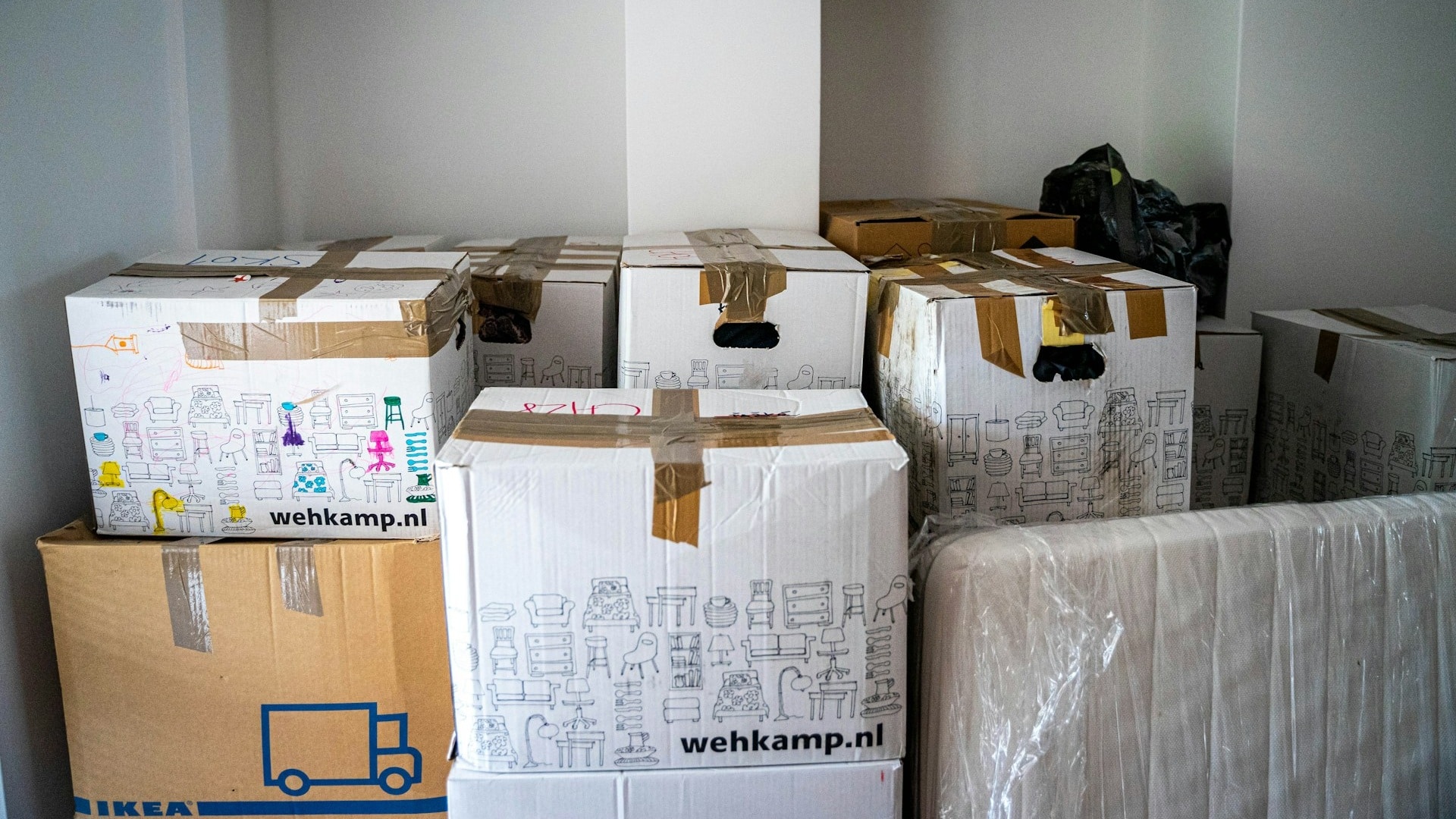 mudanzas-de-oficinas-barcelona-logistica-empresas